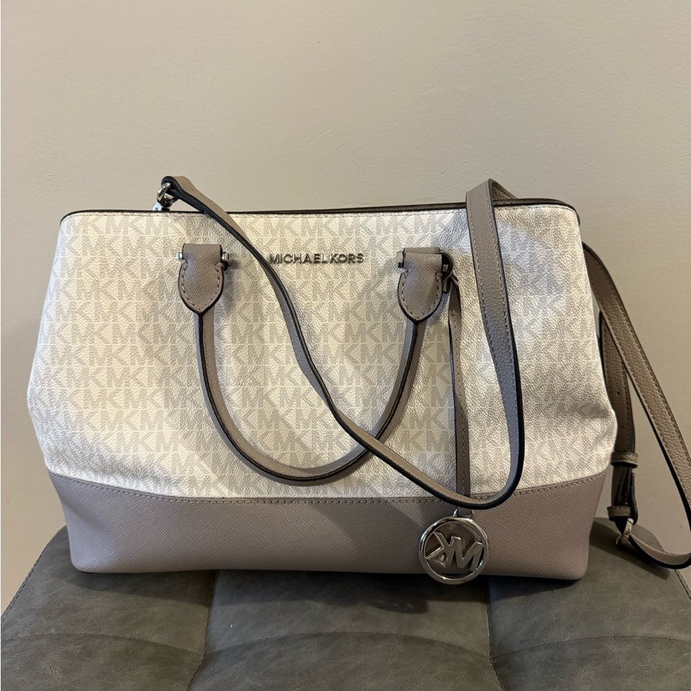 Michael Kors Gray and White Structured bag with Monogram